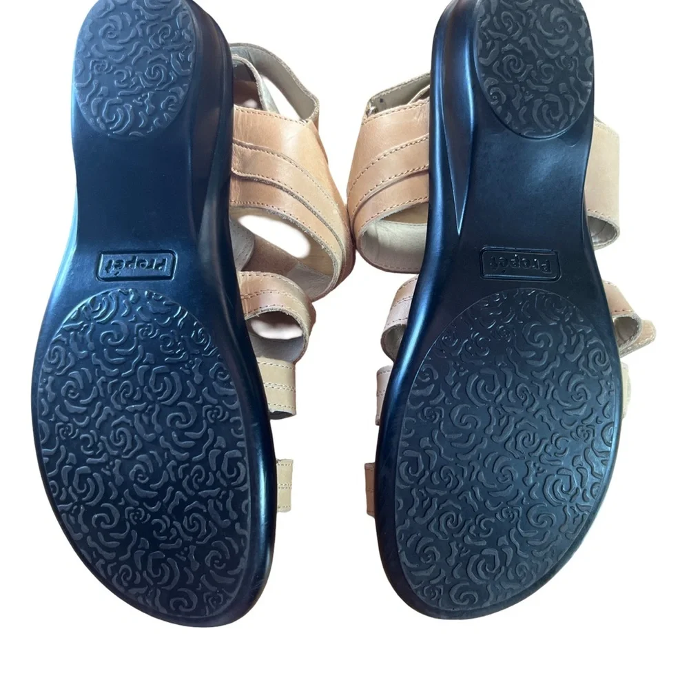 Propet BeigeAurora Leather Sandal Size 10 - Picture 6 of 9